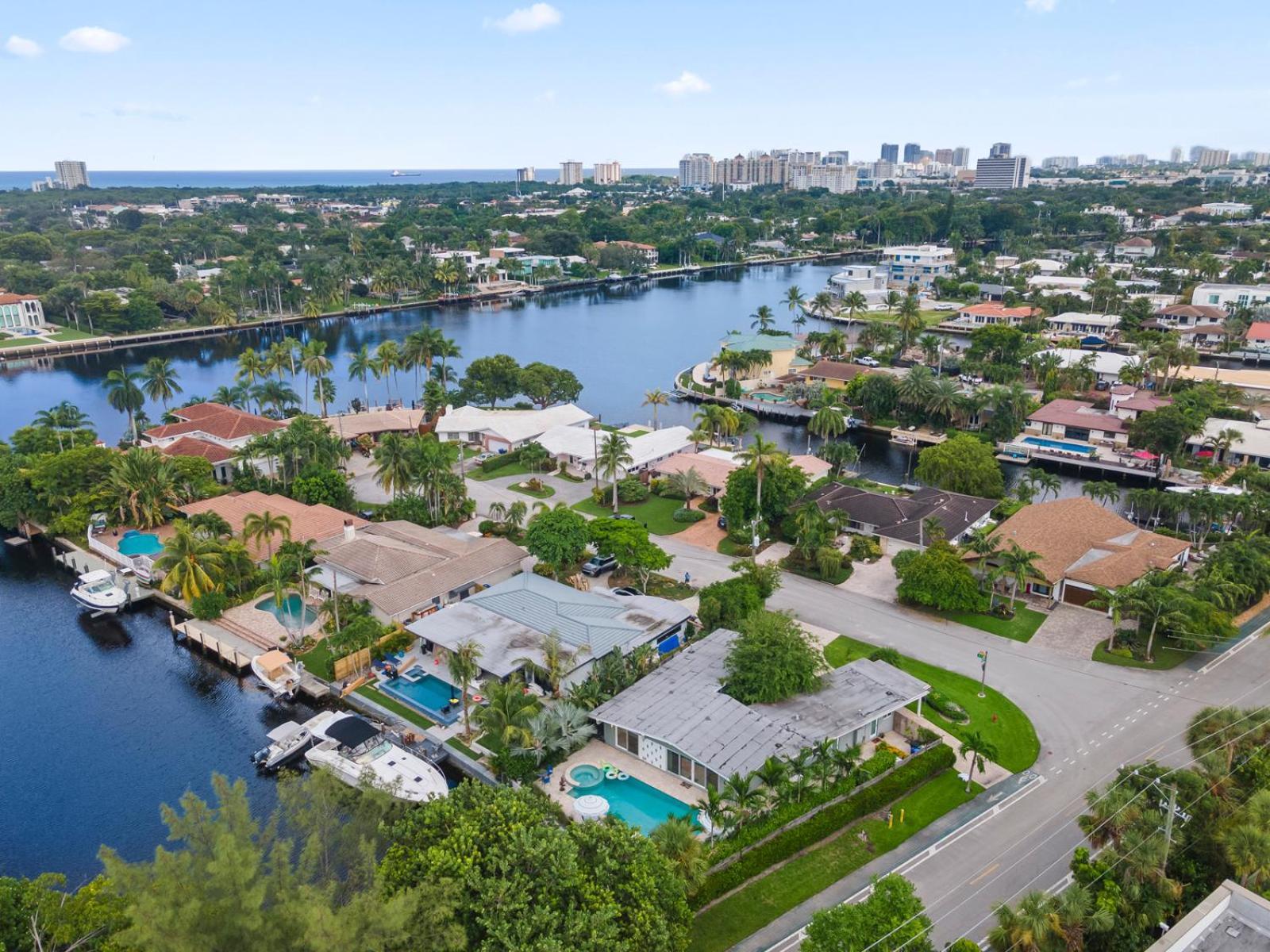 Waterfront Villa With In-Law Suite And Stunning Pool Fort Lauderdale Exterior photo